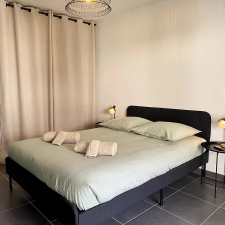 Lägenhet Charming 2-room In Lavandou, Terrace, Parking, Air Conditioning Le Lavandou