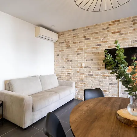 Apartament Charming 2-room In Lavandou, Terrace, Parking, Air Conditioning Le Lavandou